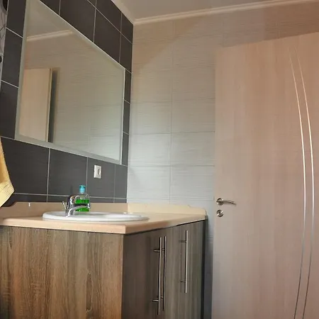 Eleftheria * Vitaládes