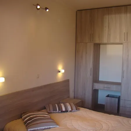 아파트 Eleftheria Vitaládes